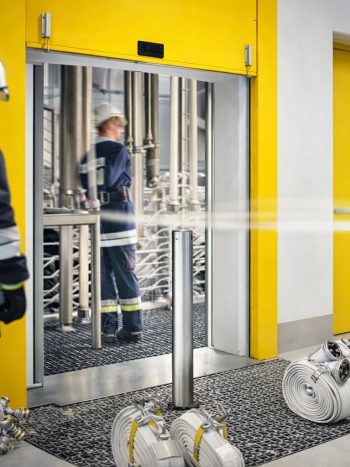 Porți glisante vertical